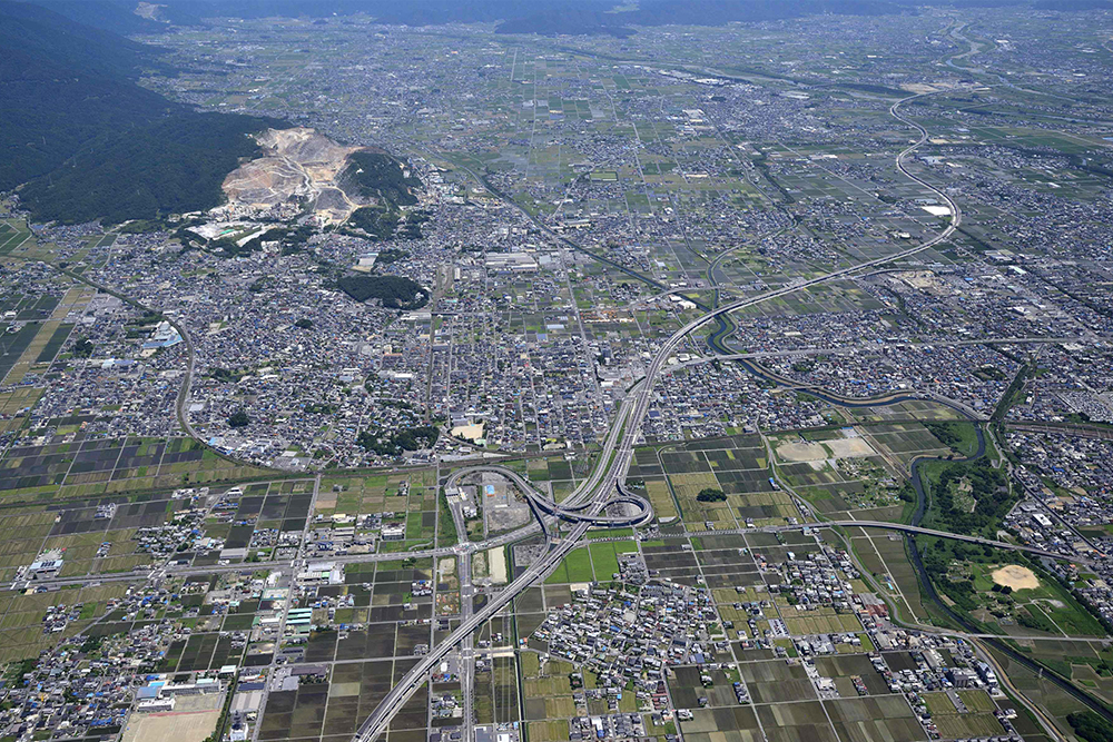 桧町から北へ池田町との境まで