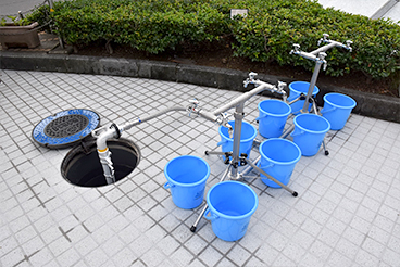 災害の時は井戸から水がくめます